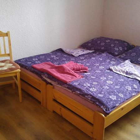 Penzion Apartmany Becov Becov nad Teplou Ngoại thất bức ảnh