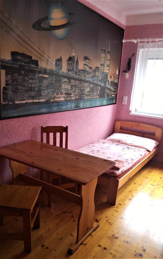 Penzion Apartmany Becov Becov nad Teplou Ngoại thất bức ảnh