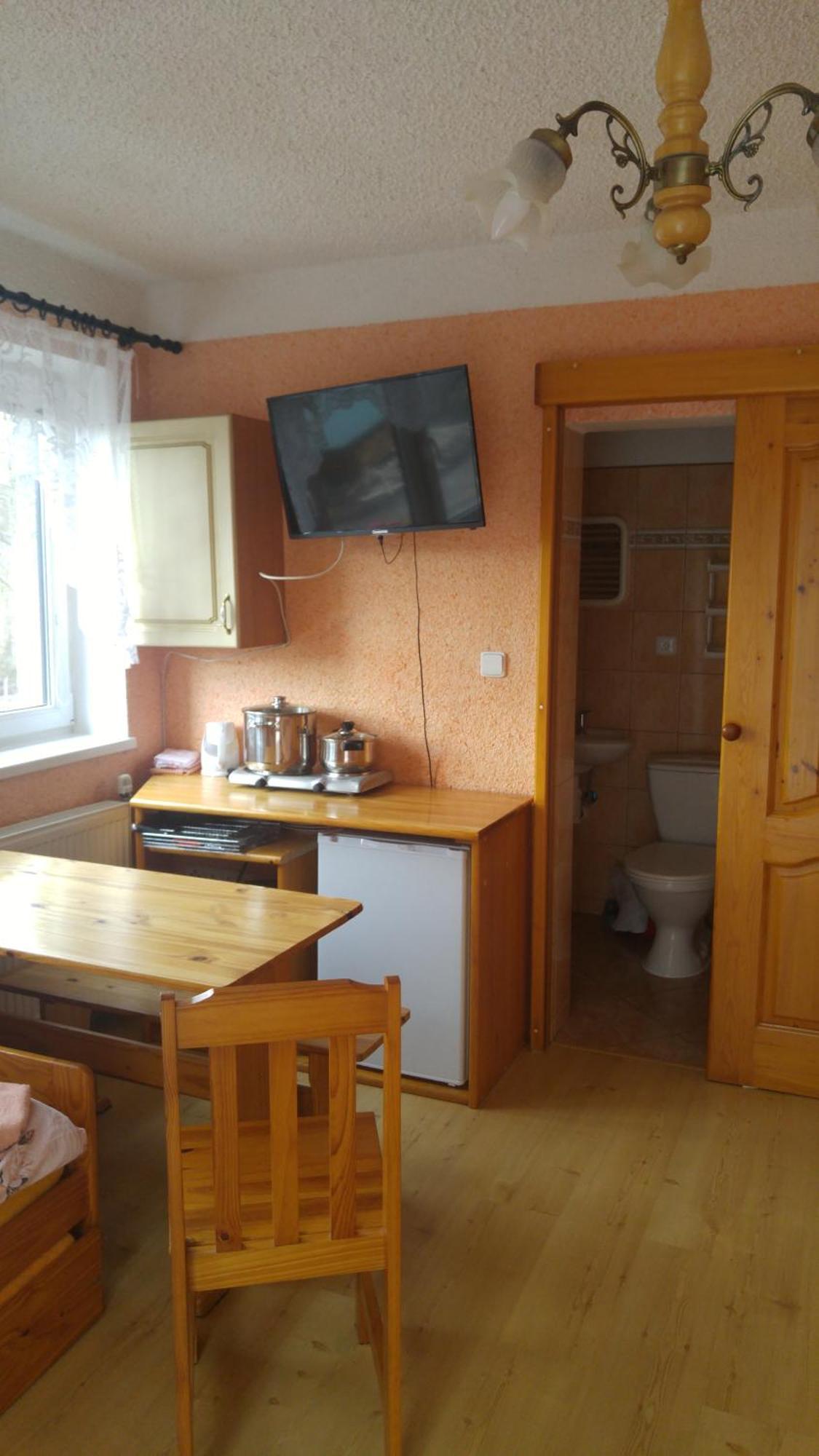 Penzion Apartmany Becov Becov nad Teplou Ngoại thất bức ảnh