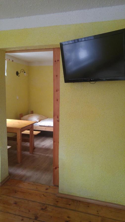 Penzion Apartmany Becov Becov nad Teplou Ngoại thất bức ảnh