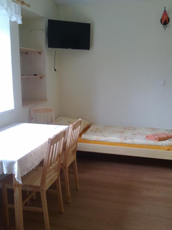 Penzion Apartmany Becov Becov nad Teplou Ngoại thất bức ảnh